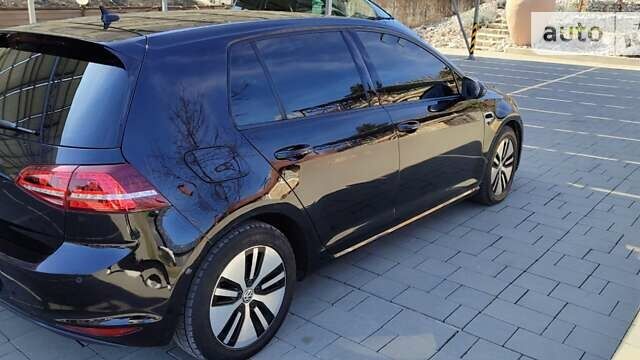 Фольксваген e-Golf, объемом двигателя 0 л и пробегом 135 тыс. км за 10900 $, фото 2 на Automoto.ua