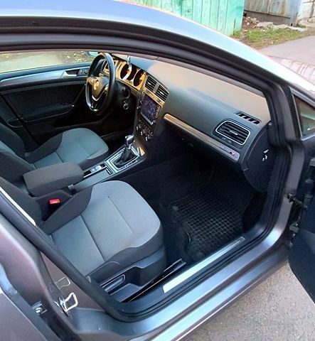 Фольксваген e-Golf, объемом двигателя 0 л и пробегом 108 тыс. км за 9600 $, фото 5 на Automoto.ua