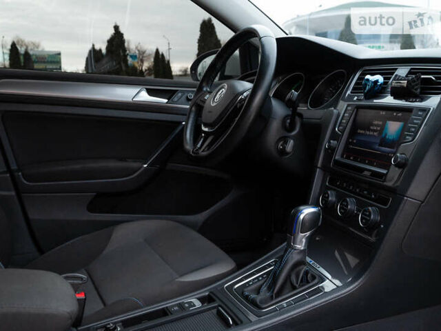 Фольксваген e-Golf, объемом двигателя 0 л и пробегом 110 тыс. км за 10500 $, фото 23 на Automoto.ua
