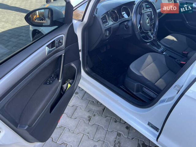 Фольксваген e-Golf, об'ємом двигуна 0 л та пробігом 110 тис. км за 9200 $, фото 11 на Automoto.ua