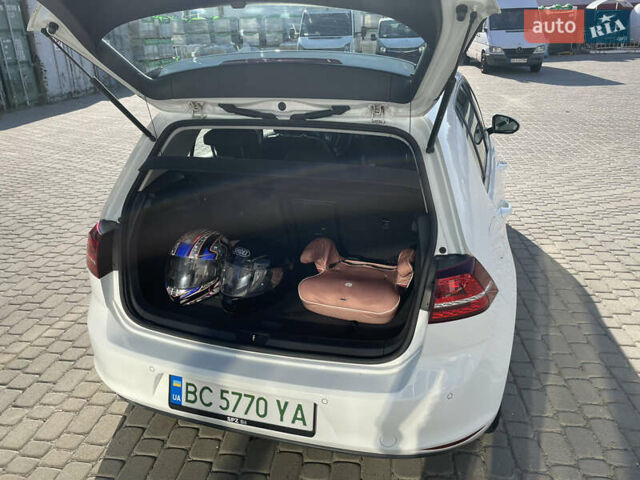 Фольксваген e-Golf, объемом двигателя 0 л и пробегом 110 тыс. км за 10800 $, фото 8 на Automoto.ua