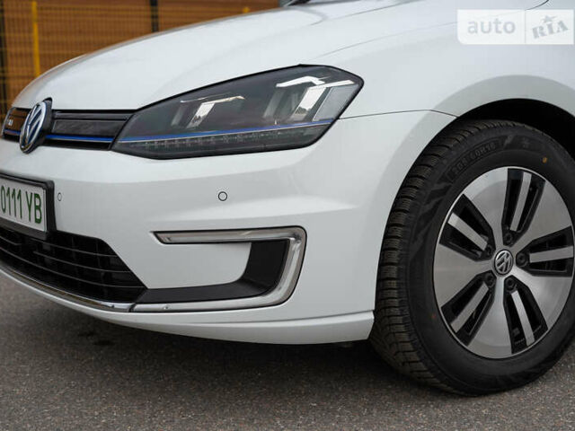 Фольксваген e-Golf, объемом двигателя 0 л и пробегом 110 тыс. км за 10500 $, фото 9 на Automoto.ua
