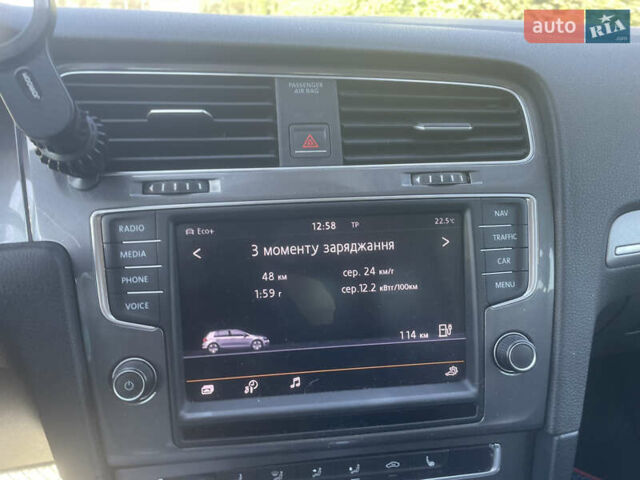 Фольксваген e-Golf, объемом двигателя 0 л и пробегом 110 тыс. км за 10800 $, фото 13 на Automoto.ua