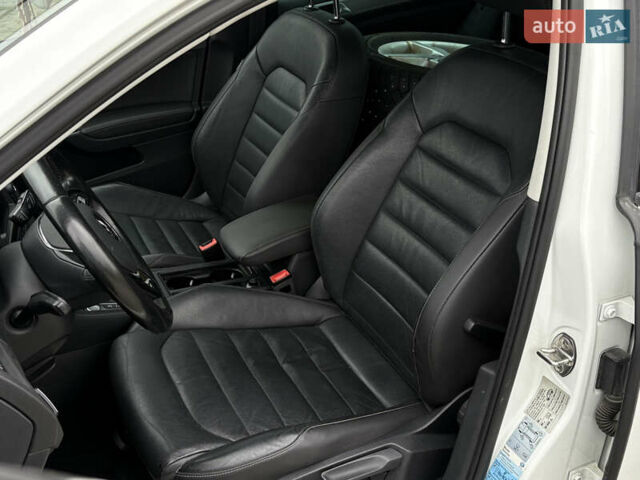 Фольксваген e-Golf, объемом двигателя 0 л и пробегом 130 тыс. км за 8800 $, фото 27 на Automoto.ua