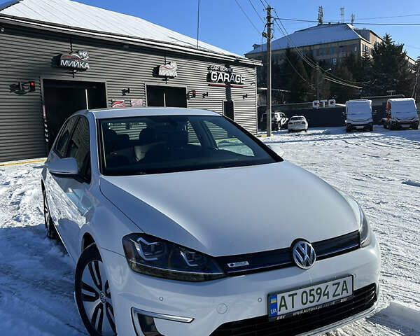 Фольксваген e-Golf, объемом двигателя 0 л и пробегом 101 тыс. км за 8300 $, фото 1 на Automoto.ua