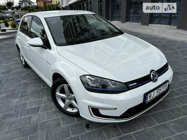 Фольксваген e-Golf, объемом двигателя 0 л и пробегом 87 тыс. км за 11999 $, фото 5 на Automoto.ua