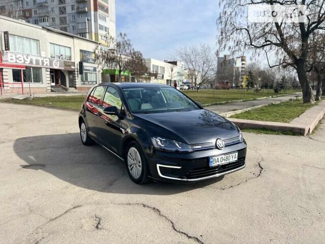 Фольксваген e-Golf, объемом двигателя 0 л и пробегом 126 тыс. км за 15200 $, фото 1 на Automoto.ua