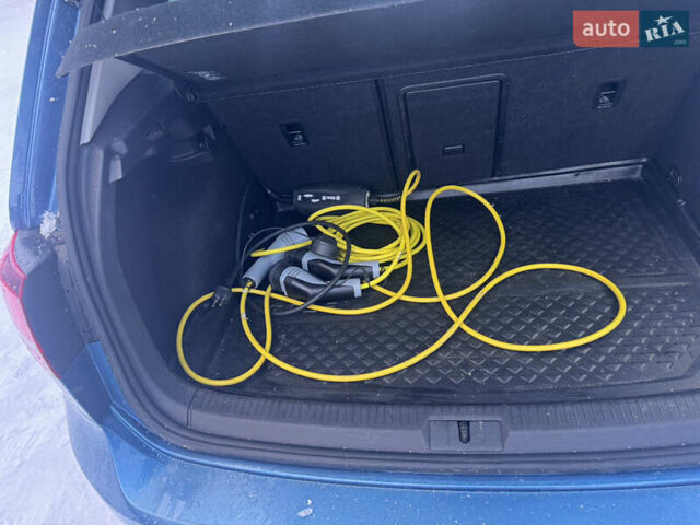 Фольксваген e-Golf, объемом двигателя 0 л и пробегом 98 тыс. км за 8900 $, фото 10 на Automoto.ua