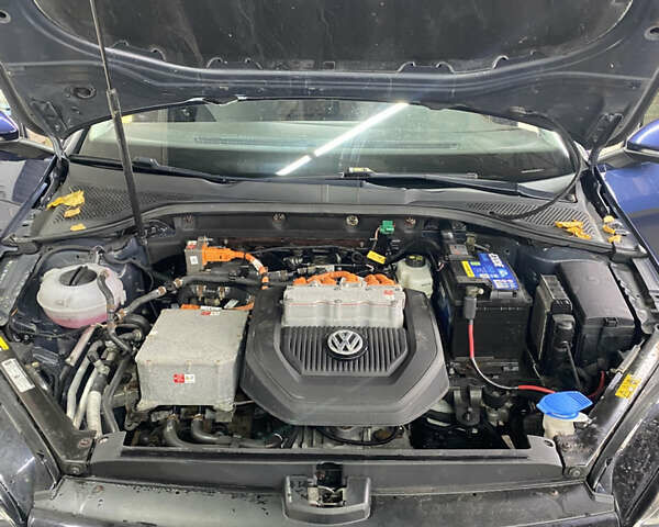Фольксваген e-Golf, объемом двигателя 0 л и пробегом 179 тыс. км за 7950 $, фото 17 на Automoto.ua