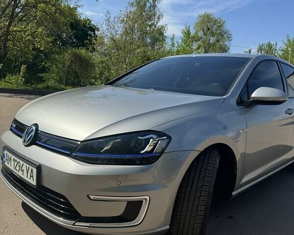 Фольксваген e-Golf, об'ємом двигуна 0 л та пробігом 98 тис. км за 11800 $, фото 1 на Automoto.ua