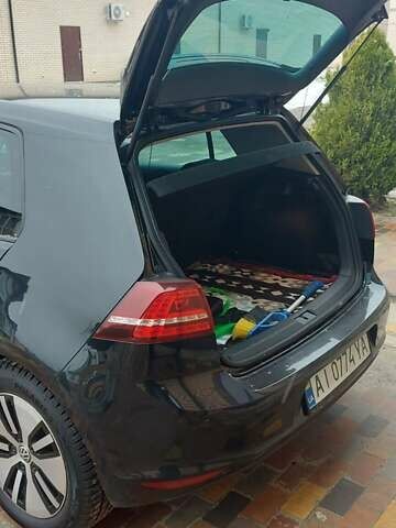 Фольксваген e-Golf, объемом двигателя 0 л и пробегом 126 тыс. км за 7600 $, фото 5 на Automoto.ua