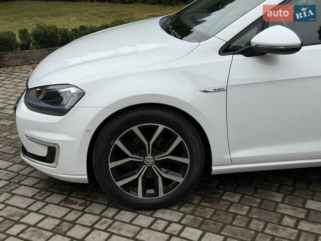 Фольксваген e-Golf, объемом двигателя 0 л и пробегом 110 тыс. км за 8990 $, фото 17 на Automoto.ua