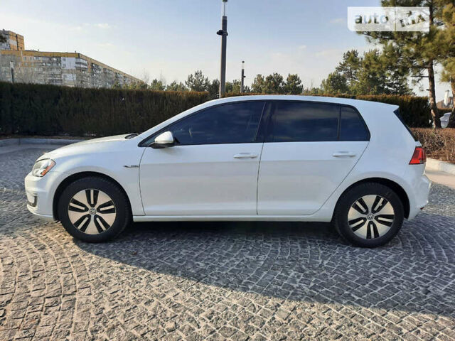 Фольксваген e-Golf, объемом двигателя 0 л и пробегом 85 тыс. км за 10500 $, фото 3 на Automoto.ua