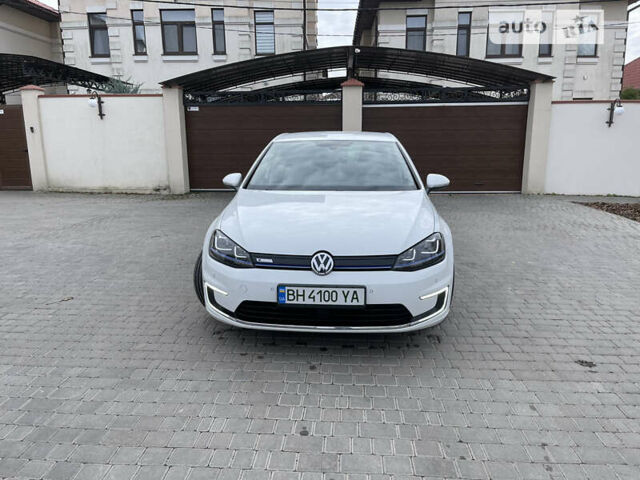 Фольксваген e-Golf, объемом двигателя 0 л и пробегом 99 тыс. км за 14500 $, фото 1 на Automoto.ua