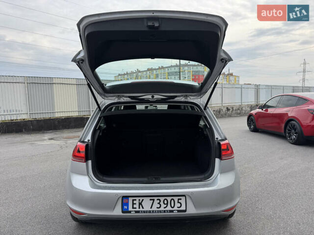 Фольксваген e-Golf, объемом двигателя 0 л и пробегом 78 тыс. км за 8000 $, фото 10 на Automoto.ua