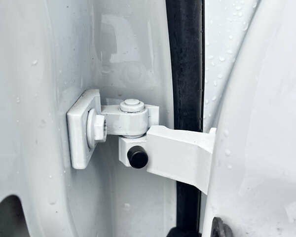 Фольксваген e-Golf, об'ємом двигуна 0 л та пробігом 115 тис. км за 8800 $, фото 48 на Automoto.ua