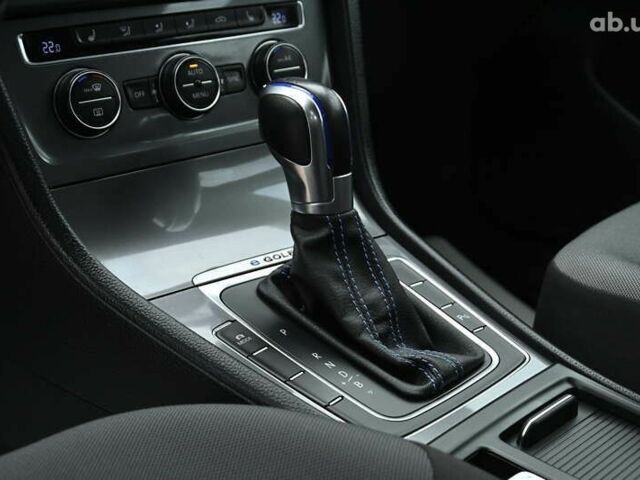 Фольксваген e-Golf, объемом двигателя 0 л и пробегом 112 тыс. км за 8950 $, фото 19 на Automoto.ua