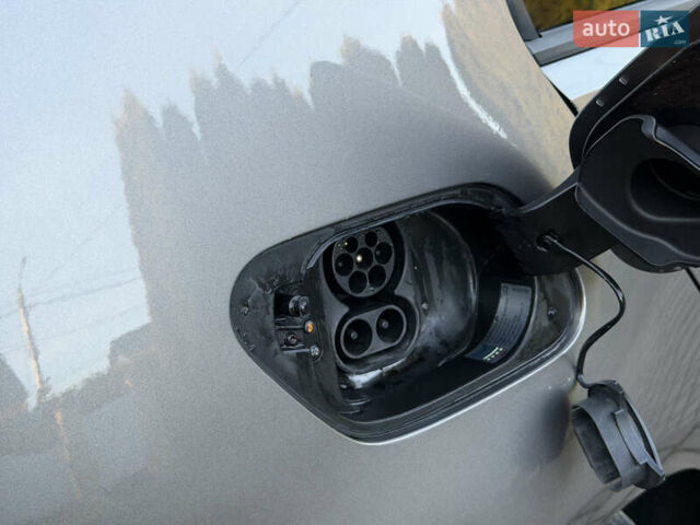 Фольксваген e-Golf, объемом двигателя 0 л и пробегом 99 тыс. км за 9300 $, фото 46 на Automoto.ua