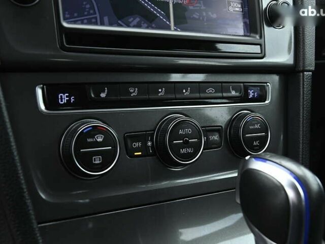 Фольксваген e-Golf, объемом двигателя 0 л и пробегом 112 тыс. км за 9999 $, фото 24 на Automoto.ua