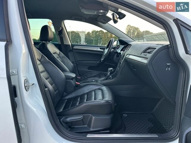 Фольксваген e-Golf, объемом двигателя 0 л и пробегом 156 тыс. км за 7950 $, фото 103 на Automoto.ua