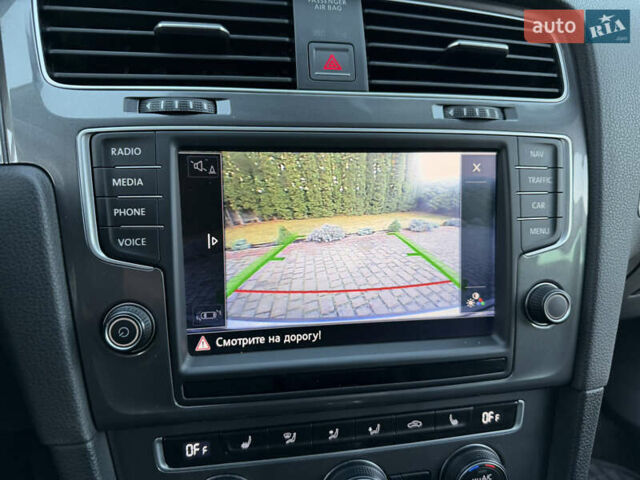 Фольксваген e-Golf, объемом двигателя 0 л и пробегом 99 тыс. км за 9300 $, фото 68 на Automoto.ua