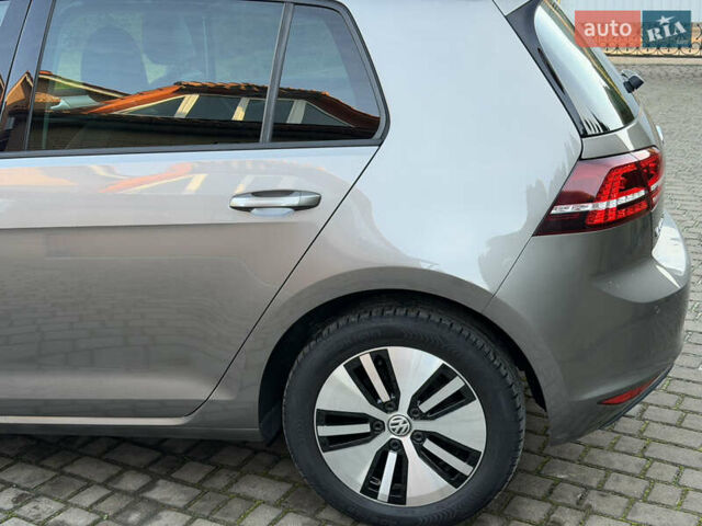 Фольксваген e-Golf, объемом двигателя 0 л и пробегом 99 тыс. км за 9300 $, фото 29 на Automoto.ua