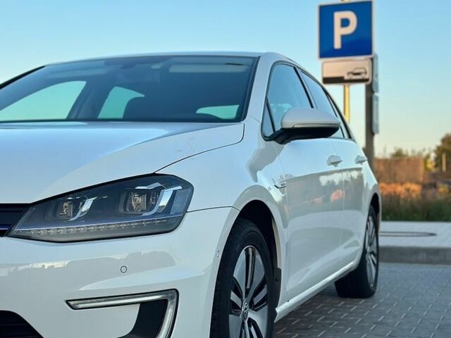 Фольксваген e-Golf, объемом двигателя 0 л и пробегом 156 тыс. км за 7950 $, фото 4 на Automoto.ua