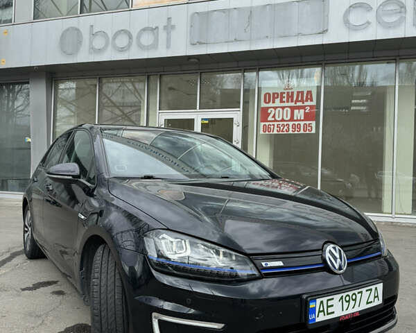 Фольксваген e-Golf, объемом двигателя 0 л и пробегом 105 тыс. км за 13499 $, фото 3 на Automoto.ua