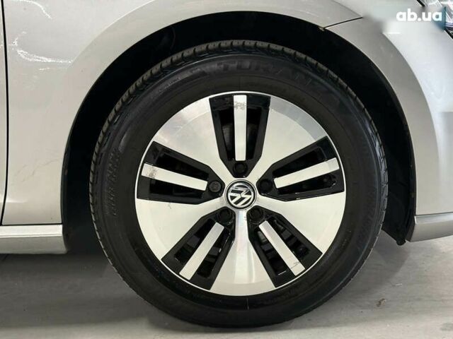 Фольксваген e-Golf, объемом двигателя 0 л и пробегом 128 тыс. км за 8100 $, фото 22 на Automoto.ua