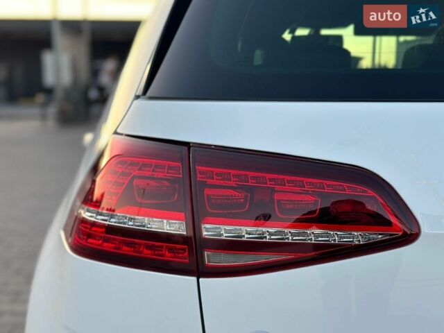 Фольксваген e-Golf, объемом двигателя 0 л и пробегом 156 тыс. км за 7950 $, фото 35 на Automoto.ua