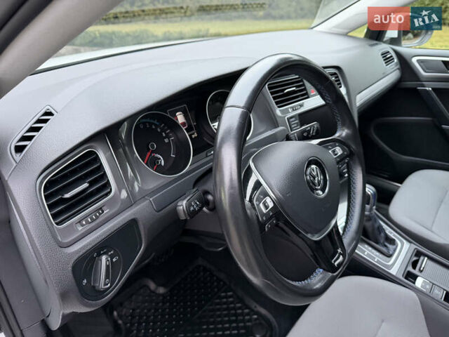 Фольксваген e-Golf, объемом двигателя 0 л и пробегом 110 тыс. км за 8990 $, фото 36 на Automoto.ua
