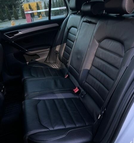 Фольксваген e-Golf, объемом двигателя 0 л и пробегом 66 тыс. км за 10400 $, фото 26 на Automoto.ua