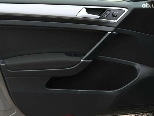 Фольксваген e-Golf, объемом двигателя 0 л и пробегом 112 тыс. км за 8950 $, фото 12 на Automoto.ua