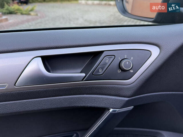 Фольксваген e-Golf, объемом двигателя 0 л и пробегом 99 тыс. км за 9300 $, фото 65 на Automoto.ua