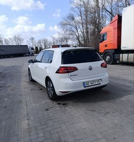 Фольксваген e-Golf, об'ємом двигуна 0 л та пробігом 91 тис. км за 9900 $, фото 4 на Automoto.ua