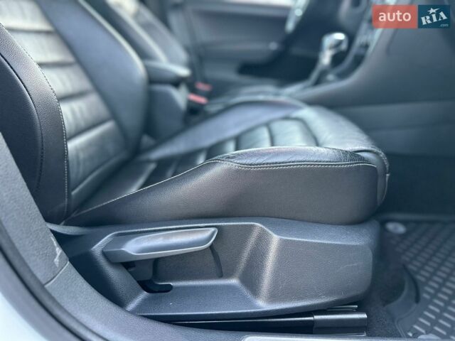 Фольксваген e-Golf, объемом двигателя 0 л и пробегом 156 тыс. км за 7950 $, фото 104 на Automoto.ua