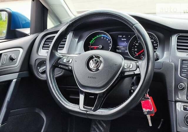 Фольксваген e-Golf, объемом двигателя 0 л и пробегом 130 тыс. км за 10800 $, фото 17 на Automoto.ua