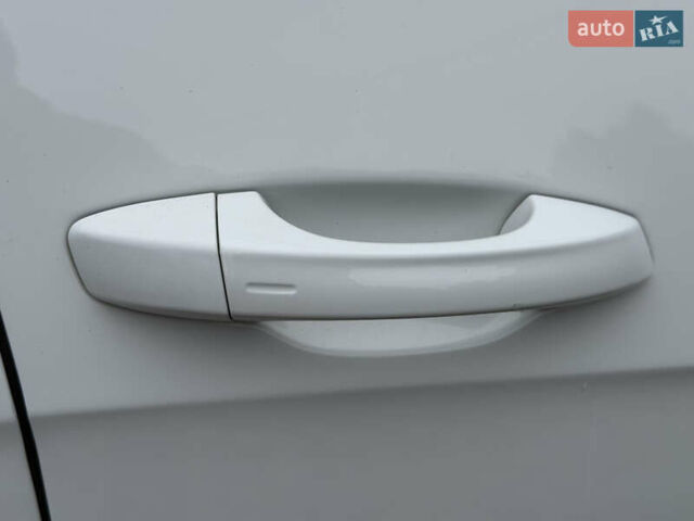 Фольксваген e-Golf, объемом двигателя 0 л и пробегом 110 тыс. км за 8990 $, фото 65 на Automoto.ua