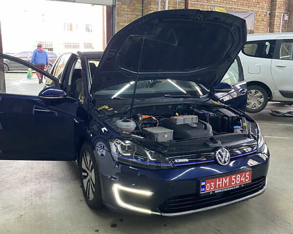 Фольксваген e-Golf, объемом двигателя 0 л и пробегом 179 тыс. км за 7950 $, фото 20 на Automoto.ua