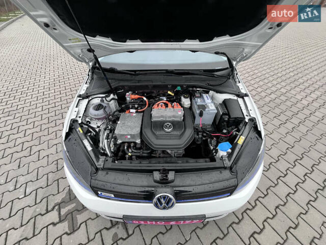 Фольксваген e-Golf, об'ємом двигуна 0 л та пробігом 115 тис. км за 8800 $, фото 50 на Automoto.ua