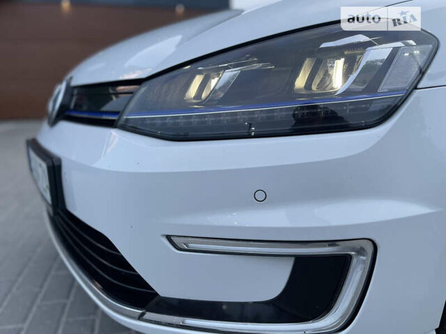 Фольксваген e-Golf, об'ємом двигуна 0 л та пробігом 118 тис. км за 10599 $, фото 27 на Automoto.ua