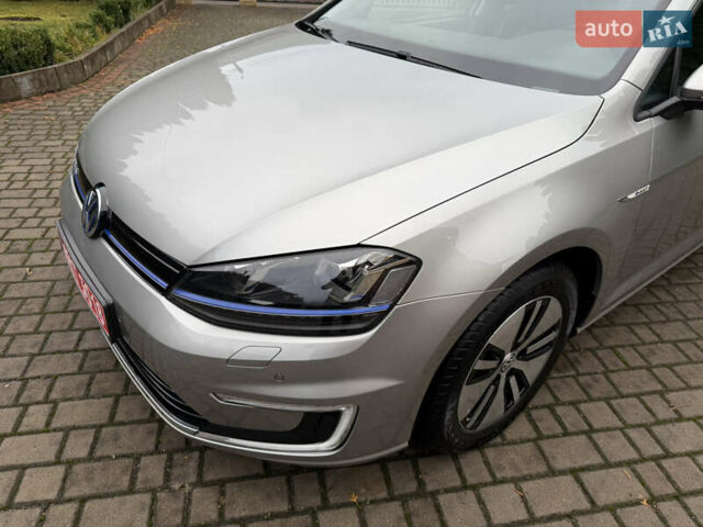 Фольксваген e-Golf, объемом двигателя 0 л и пробегом 92 тыс. км за 9450 $, фото 19 на Automoto.ua