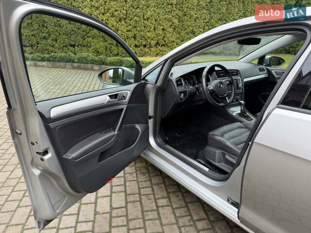 Фольксваген e-Golf, объемом двигателя 0 л и пробегом 92 тыс. км за 9450 $, фото 37 на Automoto.ua