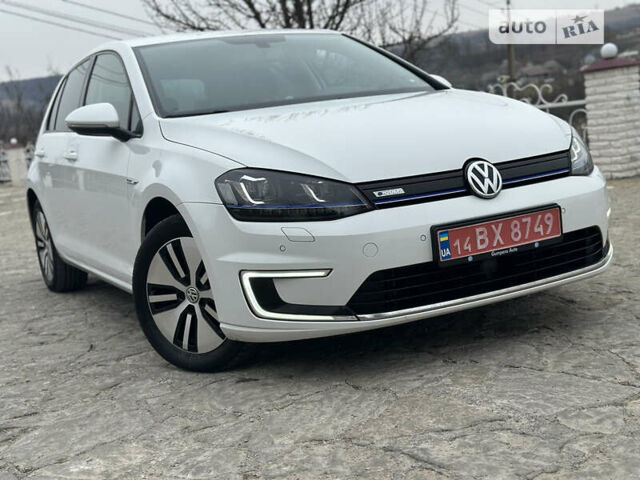 Фольксваген e-Golf, объемом двигателя 0 л и пробегом 95 тыс. км за 11800 $, фото 8 на Automoto.ua