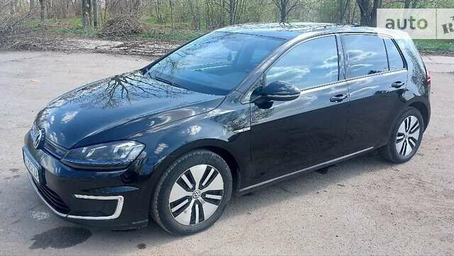 Фольксваген e-Golf, об'ємом двигуна 0 л та пробігом 110 тис. км за 12300 $, фото 38 на Automoto.ua