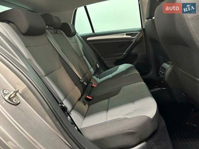 Фольксваген e-Golf, объемом двигателя 0 л и пробегом 151 тыс. км за 8799 $, фото 13 на Automoto.ua