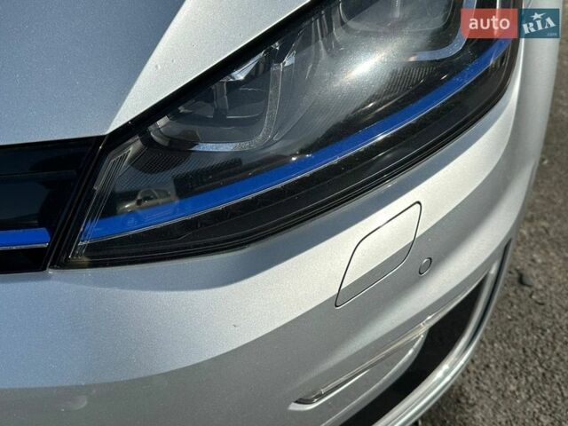 Фольксваген e-Golf, объемом двигателя 0 л и пробегом 170 тыс. км за 9290 $, фото 13 на Automoto.ua
