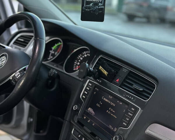 Фольксваген e-Golf, об'ємом двигуна 0 л та пробігом 102 тис. км за 8600 $, фото 13 на Automoto.ua