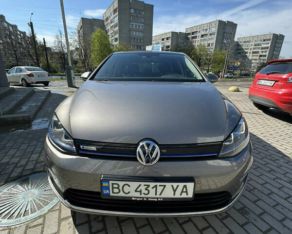 Фольксваген e-Golf, объемом двигателя 0 л и пробегом 120 тыс. км за 12300 $, фото 5 на Automoto.ua