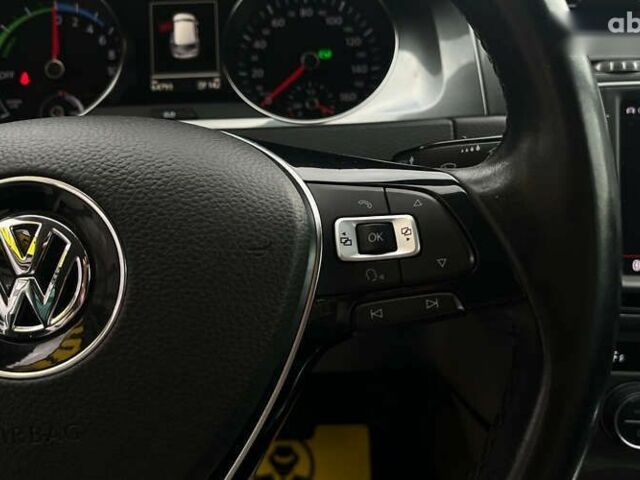 Фольксваген e-Golf, объемом двигателя 0 л и пробегом 64 тыс. км за 10990 $, фото 13 на Automoto.ua